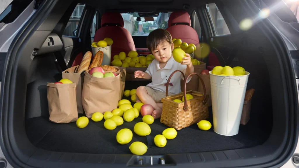 Fourth-generation Changan CS55 PLUS rear cargo opening