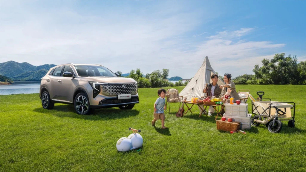 Fourth-generation Changan CS55 PLUS exterior at a campsite