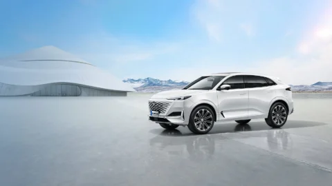 Changan UNI-K petrol SUV front three-quarter exterior in white