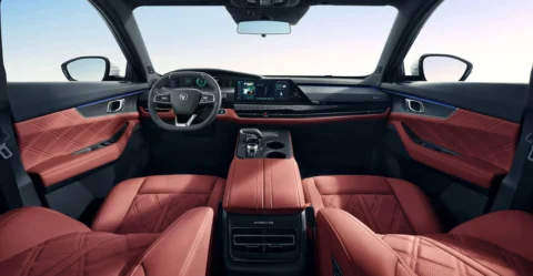 Changan UNI-K dashboard and cabin in red trim
