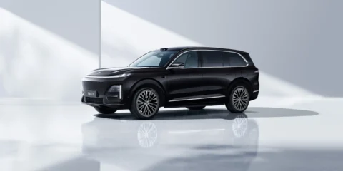 2026 S09 black exterior colour