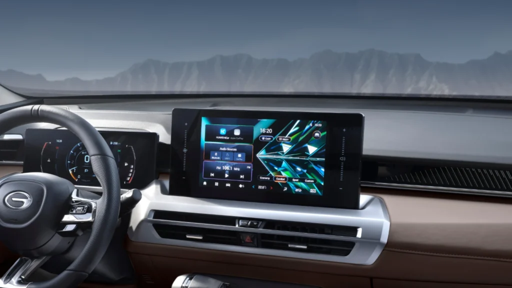 2024 GS4 dashboard and center display