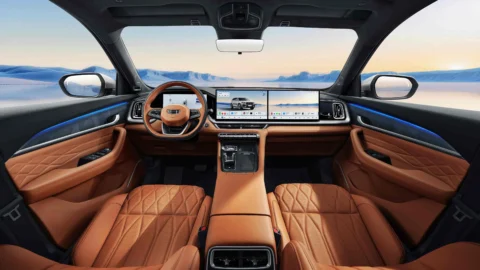 2026 Xingyue L full-width dashboard