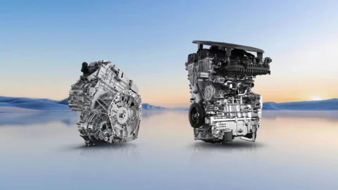 2026 Xingyue L hybrid powertrain display